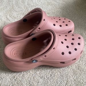 Platform crocs